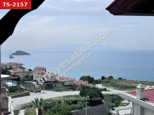 Seferihisar Atatürk Mah.’de Kesintisiz Deniz Manzaralı Müstakil 4+1 Villa