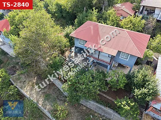 BÜYÜKTEKİR'de 797 m2 ARSA İÇERİSİNDE 2 KATLI MÜSTAKİL EV!