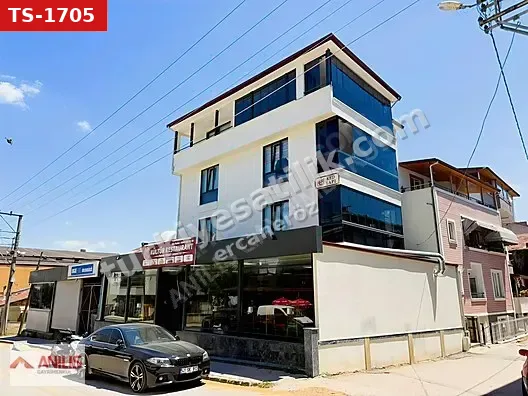 DERİNCE ÇENESUYUNA YAKIN SATILIK 4+2 DAİRE