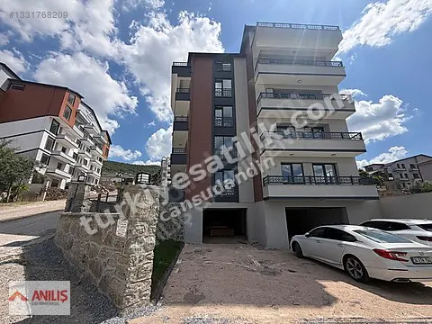 GÖLCÜK YAZLIK'DA KAPALI OTOPARKLI 3+1 BAHÇE DUBLEKS DAİRE