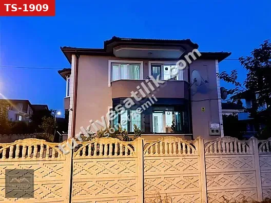 BAYRAKTEPE MAHALLESİ 125 m2 3+1 SATILIK MÜSTAKİL DAİRE